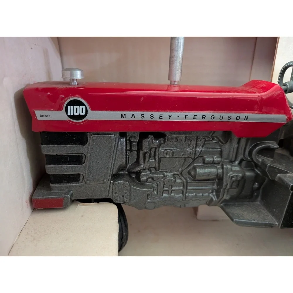 Scale Models Massey Ferguson 1100 Tractor 1993 Farm Progress Show Die Cast USA